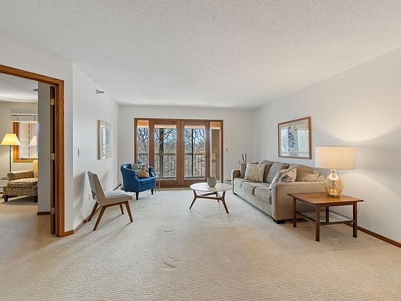 2nd image of 6085 Rowland Rd APT 312