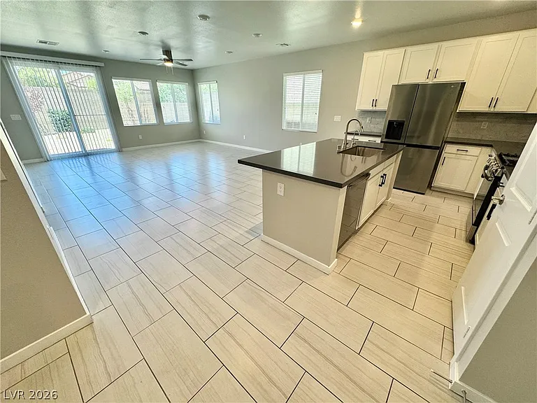 6623 Palmer Crest St — Photo 3