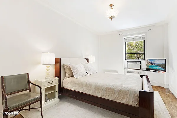 Sold by Citi Habitats | media 12