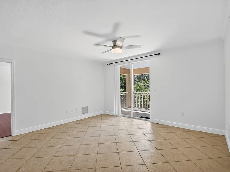 6511 Emerald Dunes Dr #304 — Photo 19