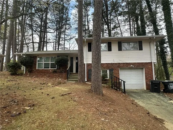 3025 McKenzie Rd, Atlanta, GA 30344