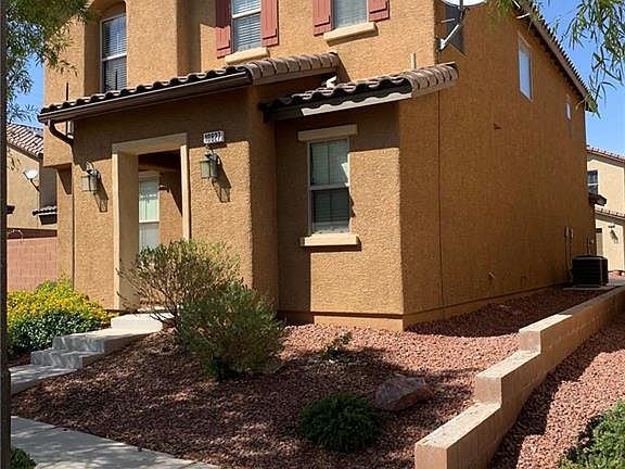 4th image of 10827 Mason Hill Ave #0