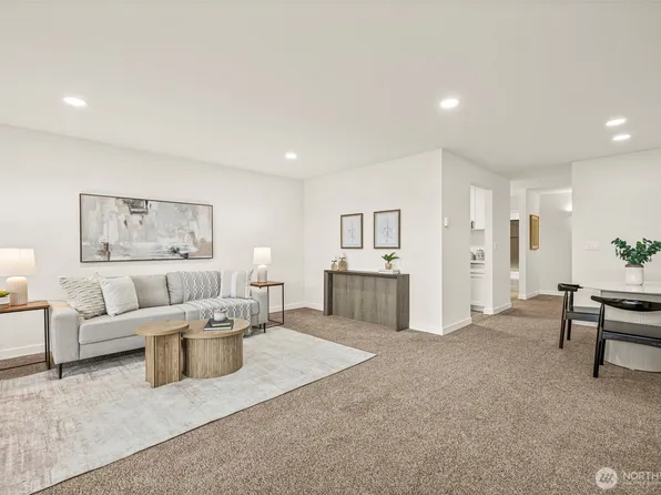 2929 76th Avenue SE #208, Mercer Island, WA 98040