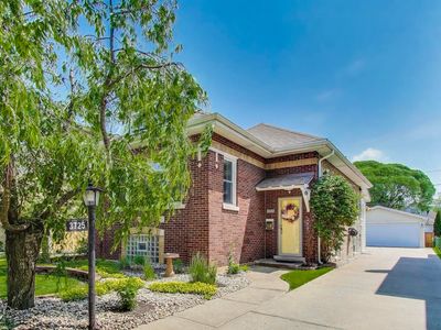 3725 Raymond Ave, Brookfield, IL, 60513