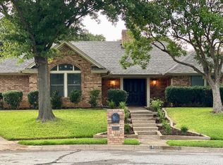 3105 Shenandoah Dr, Bedford, TX 76021
