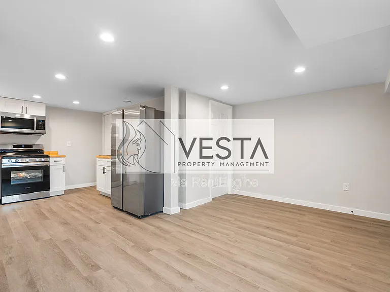 2383 Dutch Cove Rd #3 — Photo 4