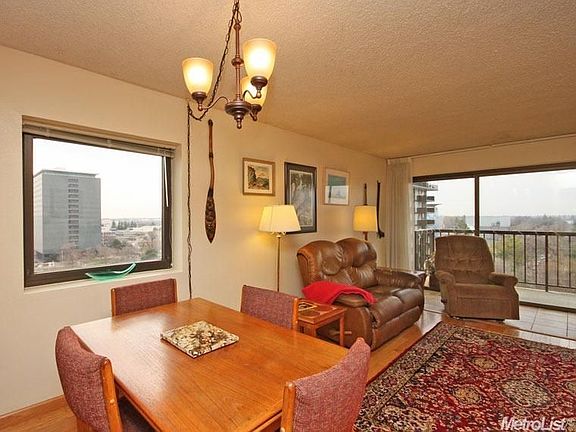 4th image of 500 North St
