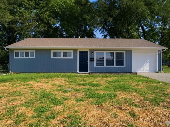 7104 Longview Rd, Kansas City, MO 64134