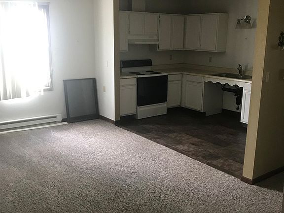 2nd image of 314 Sunrise Dr #1
