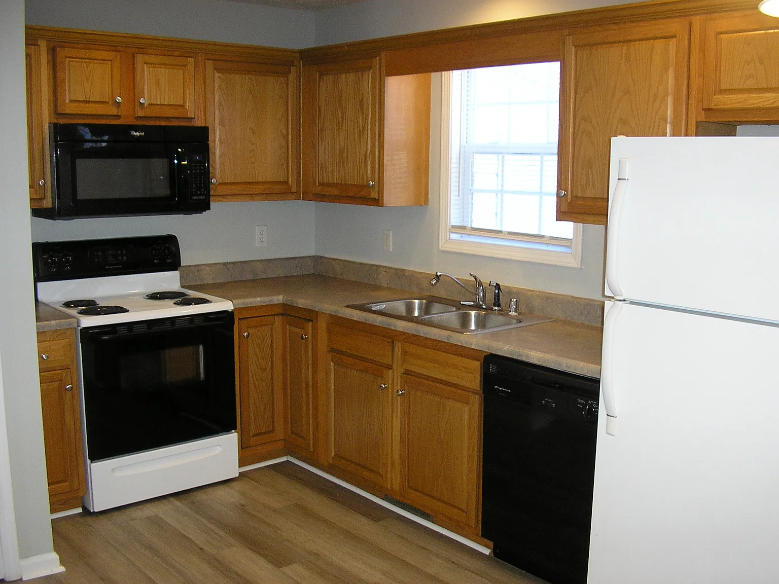 109 Hillridge 7-Plex — Photo 3
