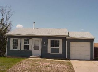 1605 Genoa St, Aurora, CO 80011