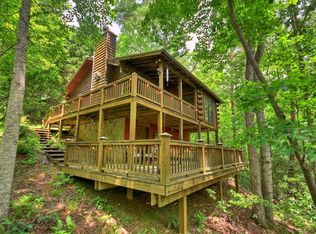 135 Tomahawk Trl, Blue Ridge, GA 30513