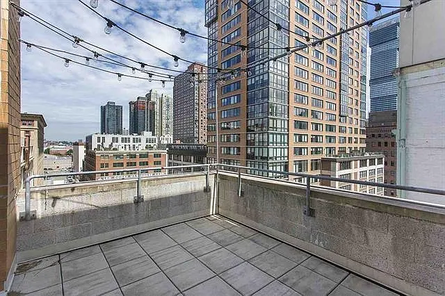 143 Morgan St #8A — Photo 9