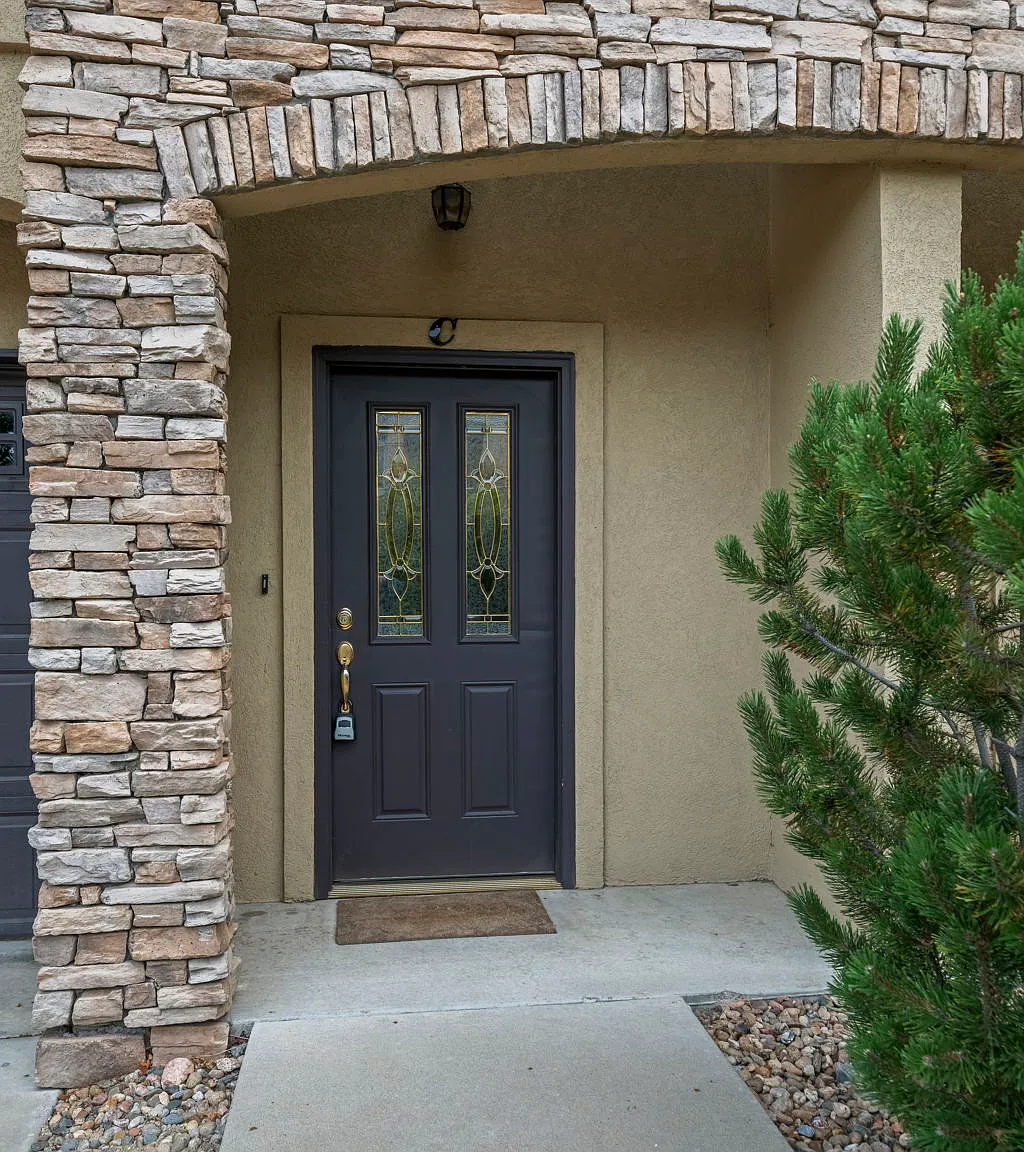 2 bed, 1573 sqft, $2,300 — Photo 2