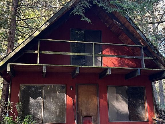 3rd image of 21635 NE Woodinville Duvall Road