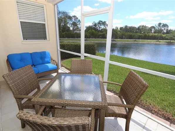 3250 Cypress Glen Way APT 403, Naples, FL 34109