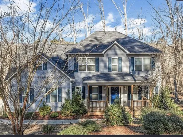 225 Benjamin Cir, Fayetteville, GA 30214