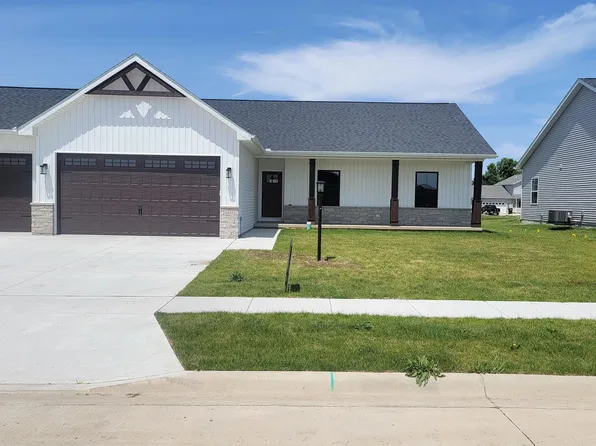 1315 W Stoney Walk Way, Chillicothe, IL 61523