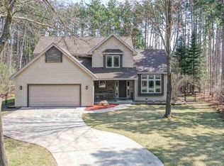 2120 River Bend Rd, Plover, WI 54467