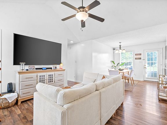 5th image of 418 Cranklen Cir