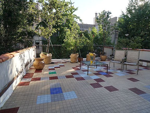 2nd image of 424 W 49th St APT 3B
