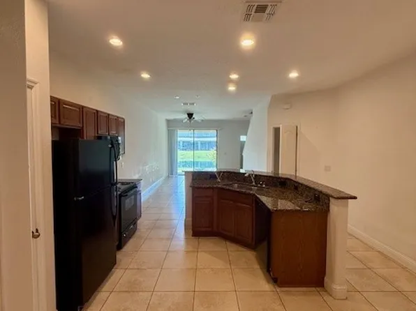 2932 Oak Park Way, Orlando, FL