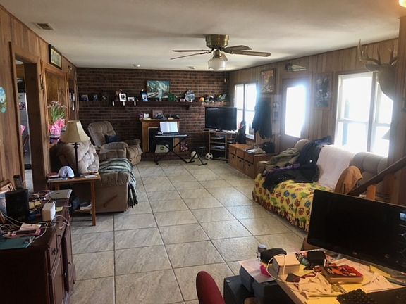 3rd image of 9324 NE Highway C