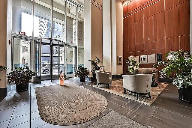 1400 S Michigan Ave #2109 — Photo 2