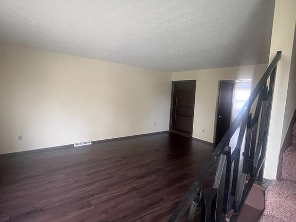 2nd image of 5043 Cambrian Dr #5035