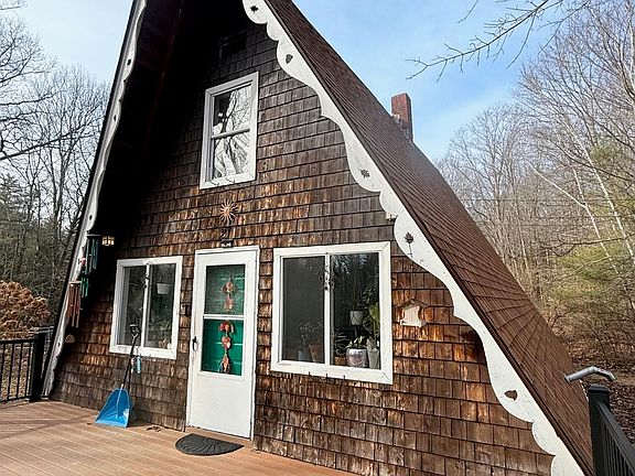 4th image of 21 Hoadley Road
