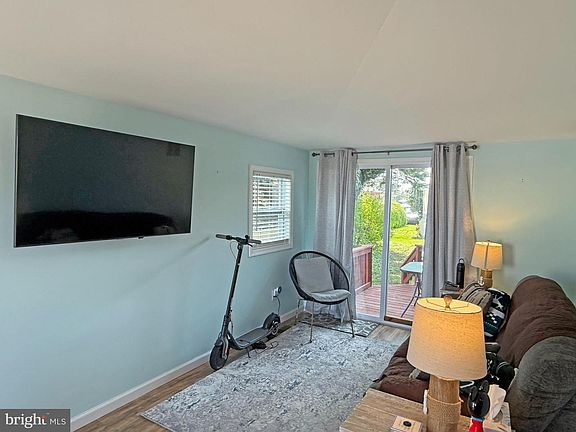 4th image of 21730 East Dr #29
