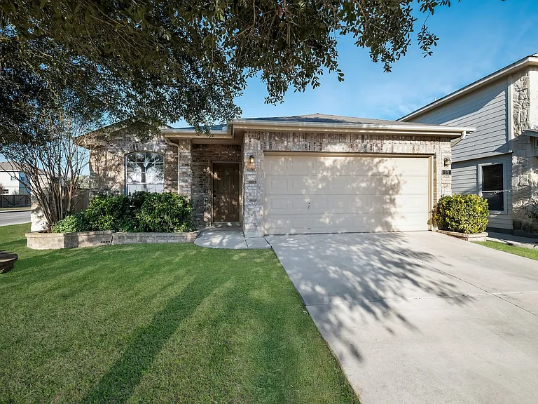 171 Cardinal Way — Photo 1