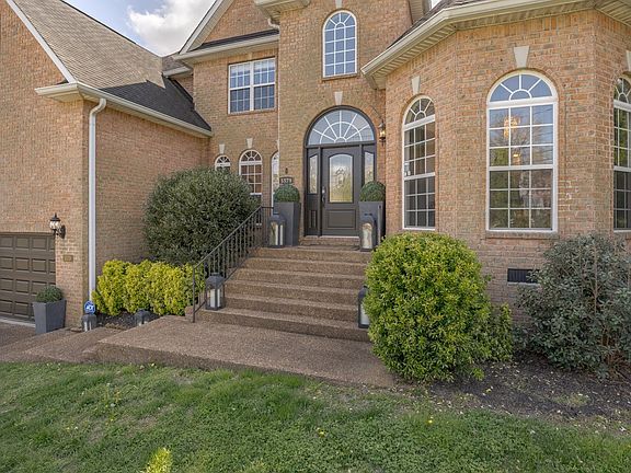 3rd image of 5579 Hill Rd