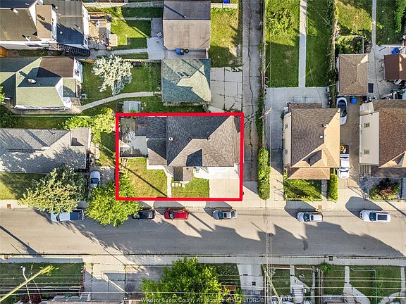 4th image of 875 Cataraqui St #869