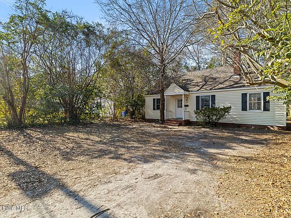 3rd image of 1014 Bryan Avenue
