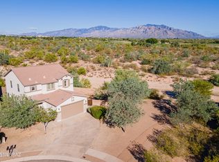 8978 N Roebling Dr, Tucson, AZ 85742