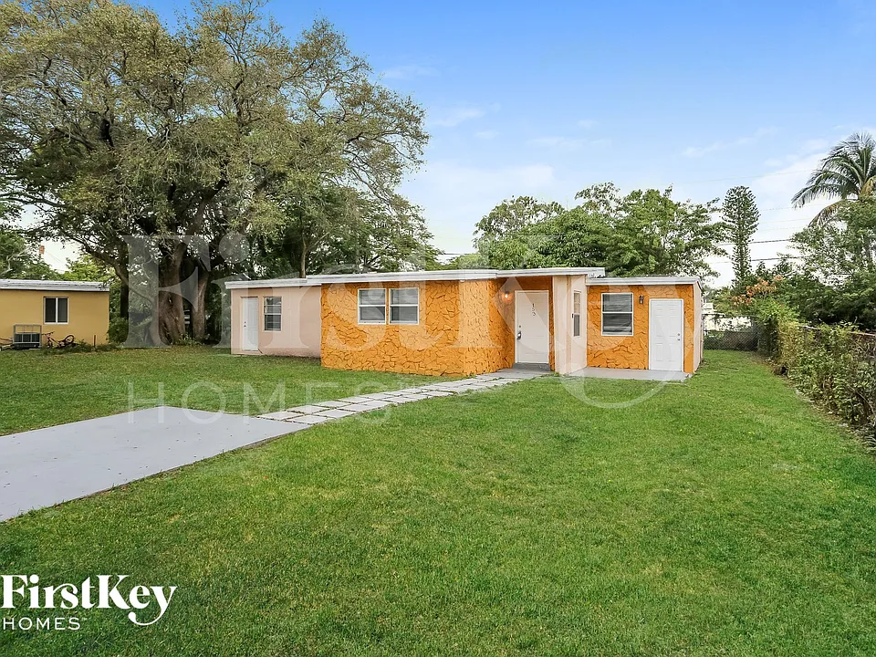 1531 NW 11th Ct