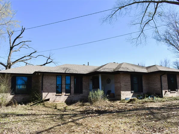 494 County Road 42640, Reno, TX 75462