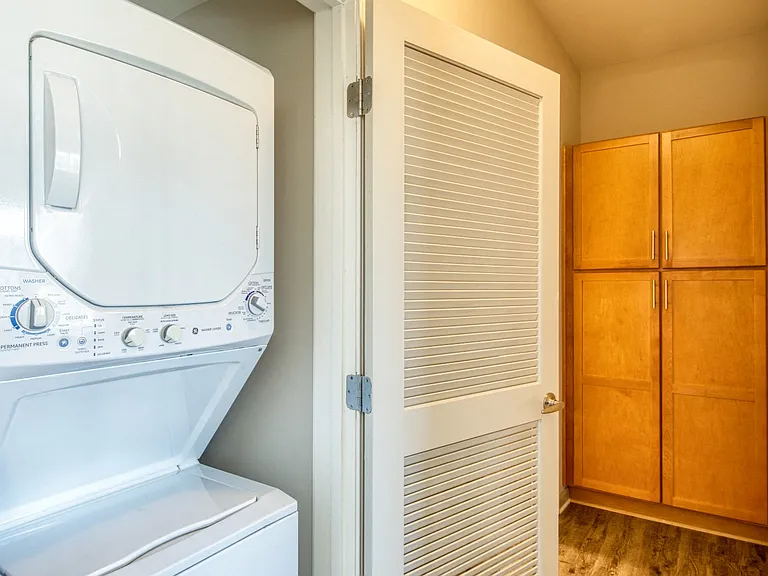 Liberty Apartments — Photo 18