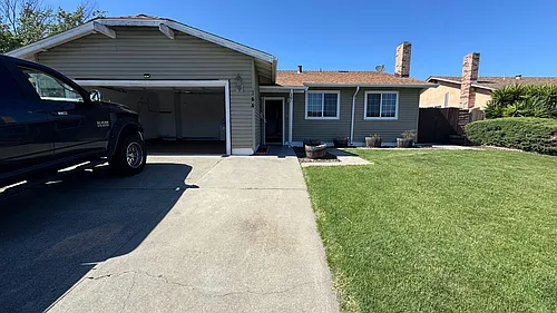 144 Brophy St #10017 Photo 1