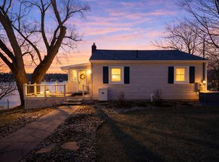 11159 Perch Lake Dr W, Cement City, MI 49233