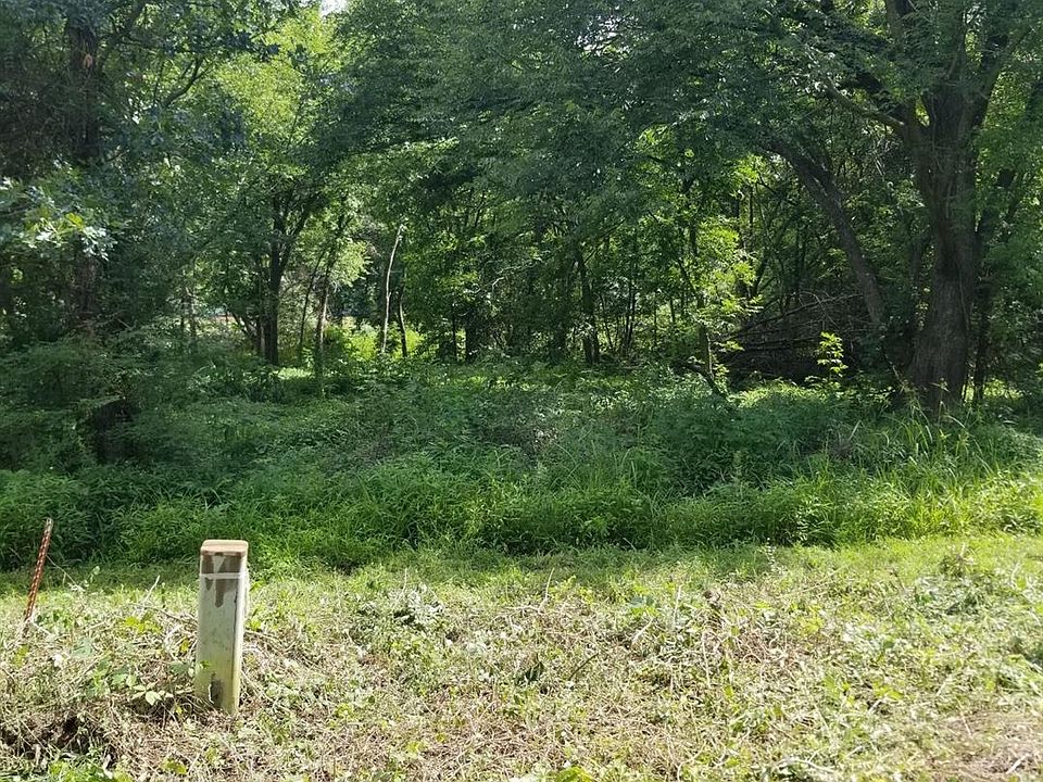 2nd image of 6214 W 81st St