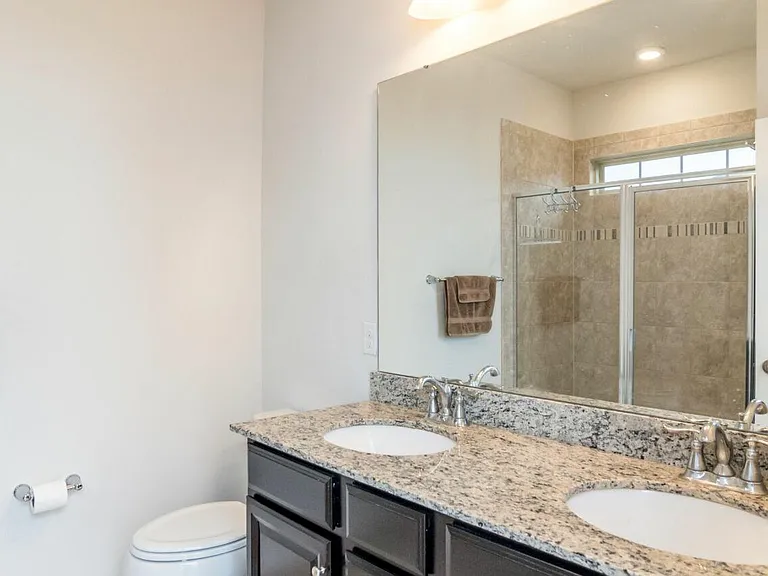420 Fairmont Dr — Photo 23
