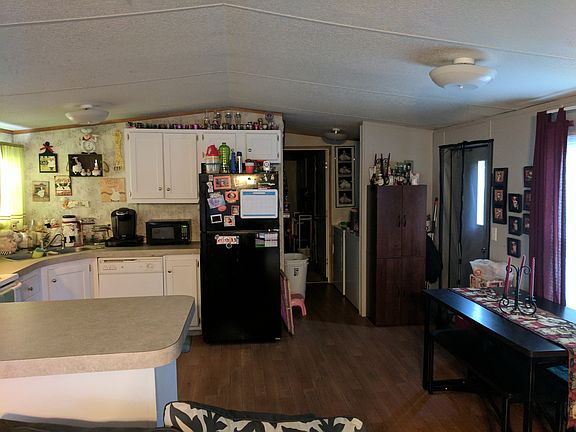 2nd image of 1224 N Windsurf Way