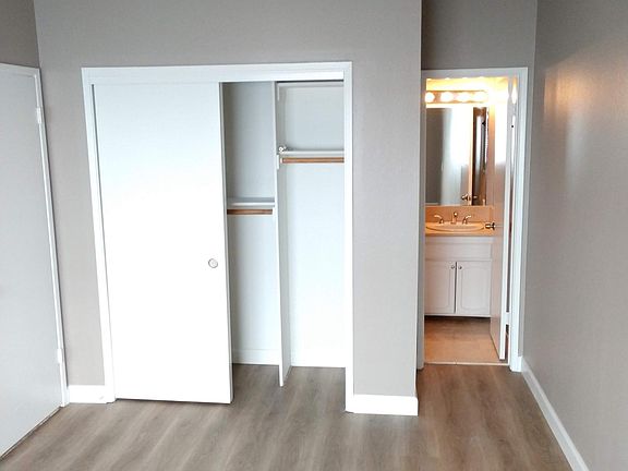 5th image of 3664 Nile St APT A