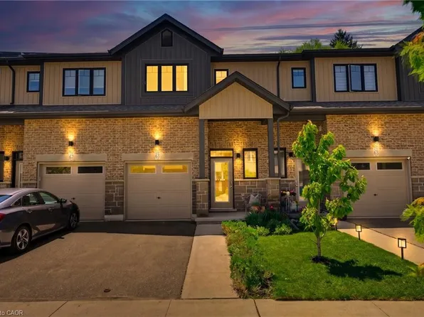 65 Turner Ave, Kitchener, ON N2B 2C8