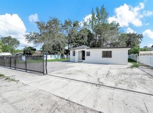 2380 NW 101st St, Miami, FL 33147