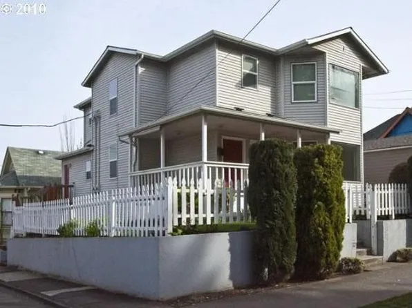 2103-2105 SE Stark St, Portland, OR 97214