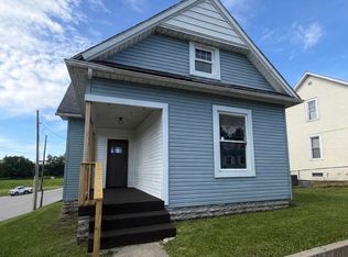 736 E 5th St, Connersville, IN 47331