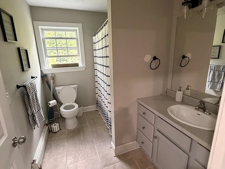 1277 Rubber Ave — Photo 16